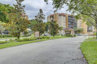 Building Photo - 3751 Environ Blvd