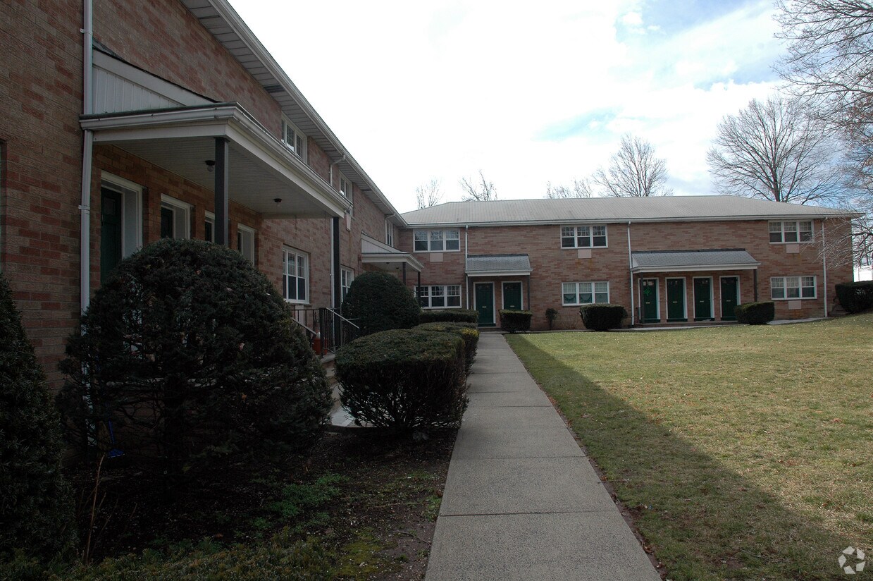 Building Photo - 119 Allwood Rd