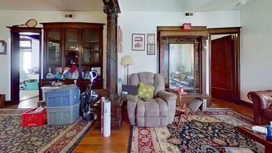 Building Photo - 4103 N Damen Ave