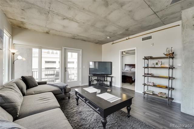 Foto del edificio - 1475 Delgany St