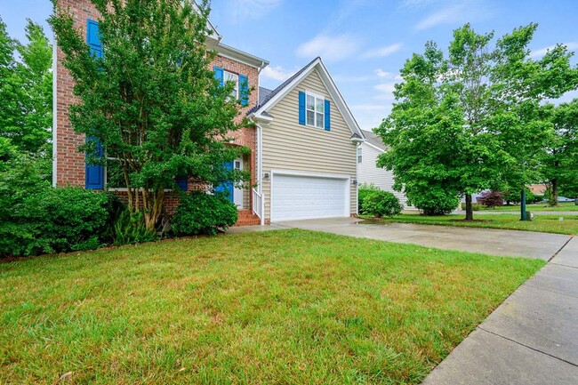 Building Photo - Great Wake Forest Location