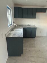 Building Photo - 1539 W Ave L 8