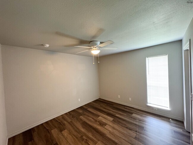 Foto del edificio - 1509 Trigg Ln