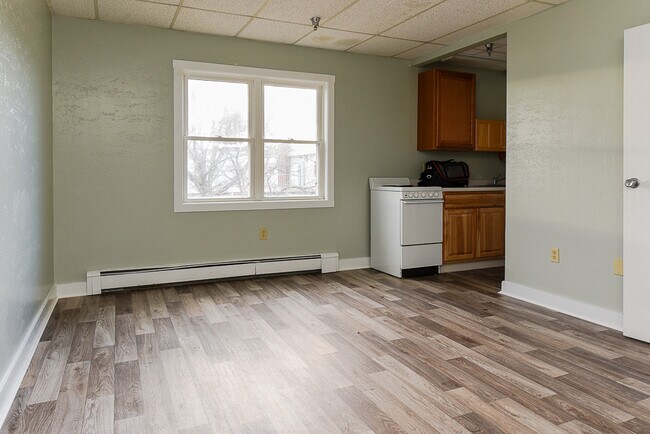 Foto del edificio - 141 Bethel Rd