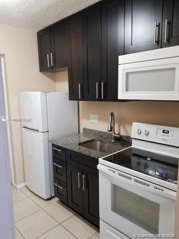 Foto principal - 630 NW 13th St