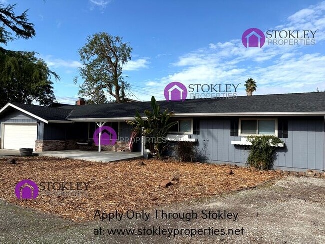 Photo - 1889 Farm Bureau Rd House