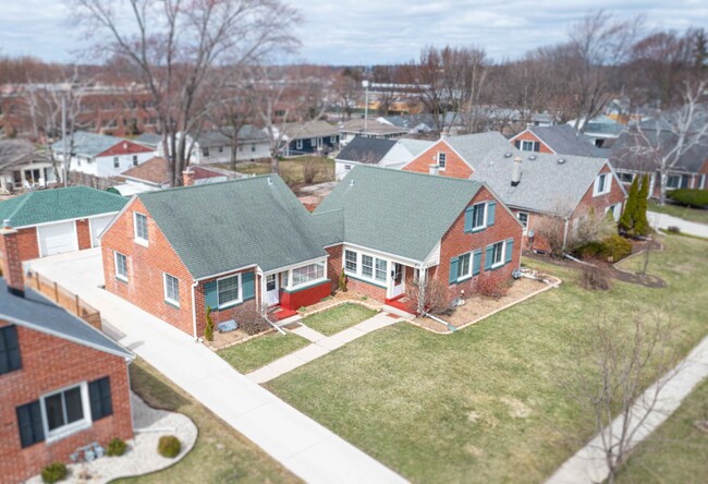 Drone Photo of the front of the property - 5029 N Bay Ridge Ave