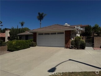 Building Photo - 20245 E Yale Dr