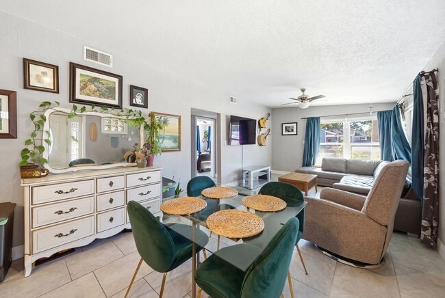 Building Photo - Charming Corner Lot Pool Home with Private Orchard Florida Living at Its Best – Pool, Privacy & P...