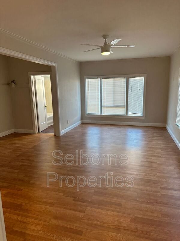 Foto del edificio - 1945 26th Ave