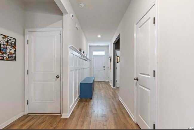 Building Photo - 979 Laurens Mill Dr
