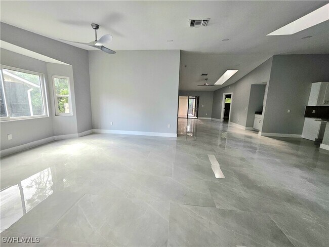 Foto del edificio - 17749 Port Boca Ct