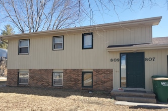 Building Photo - 807-809 Adair St