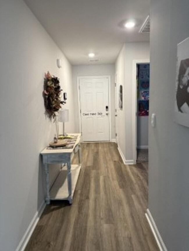 Foto del edificio - 1510 Heritage Cir SE