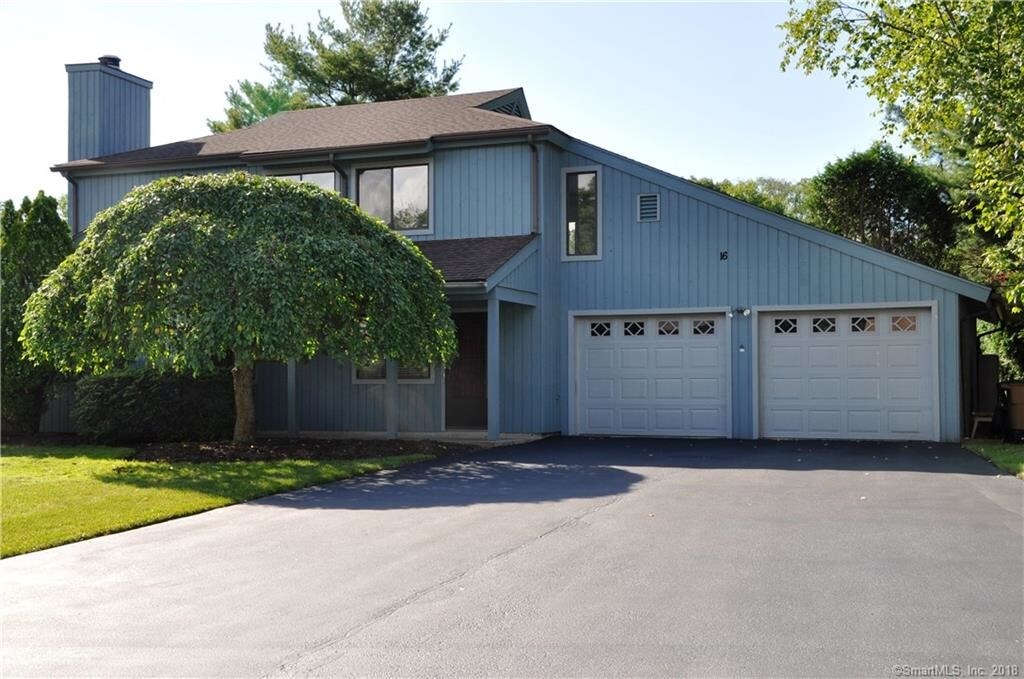 Primary Photo - 16 Lantern Cir