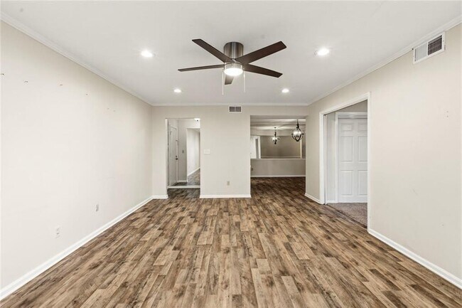 Foto del edificio - 6851 Roswell Rd