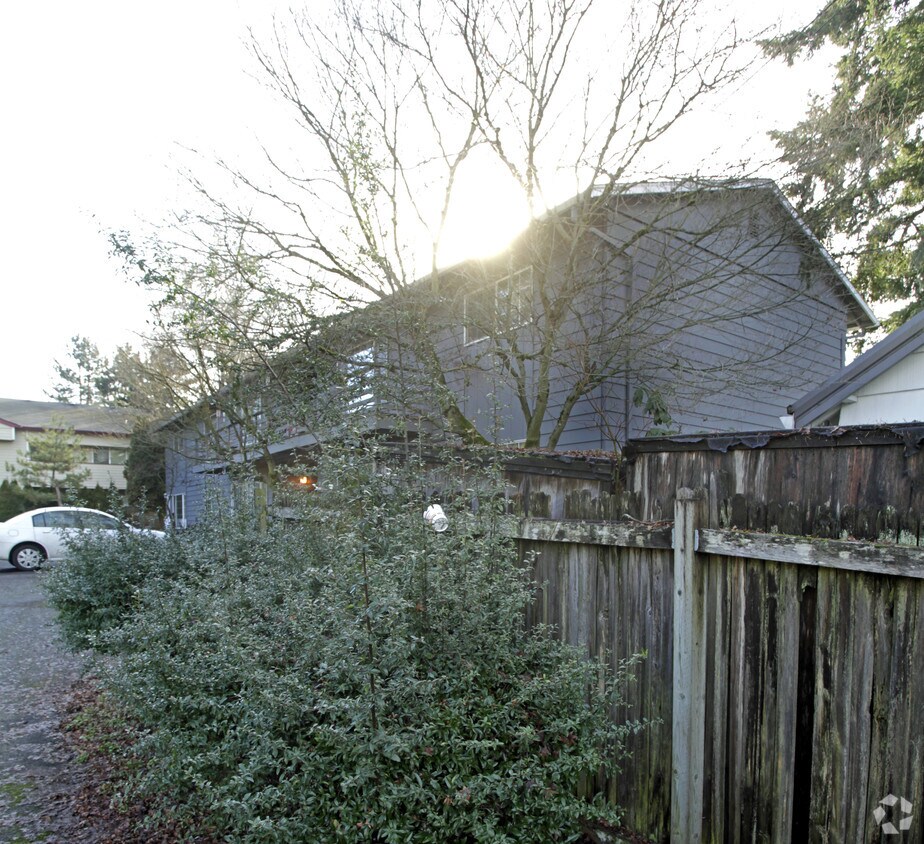 Foto del edificio - 12830 SW Grant Ave