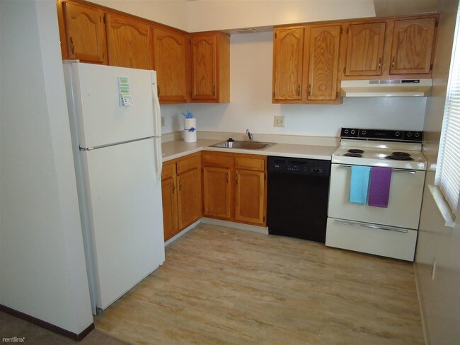 Building Photo - 407 Bellwood Dr