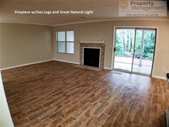 Building Photo - 3073 Westwood Way