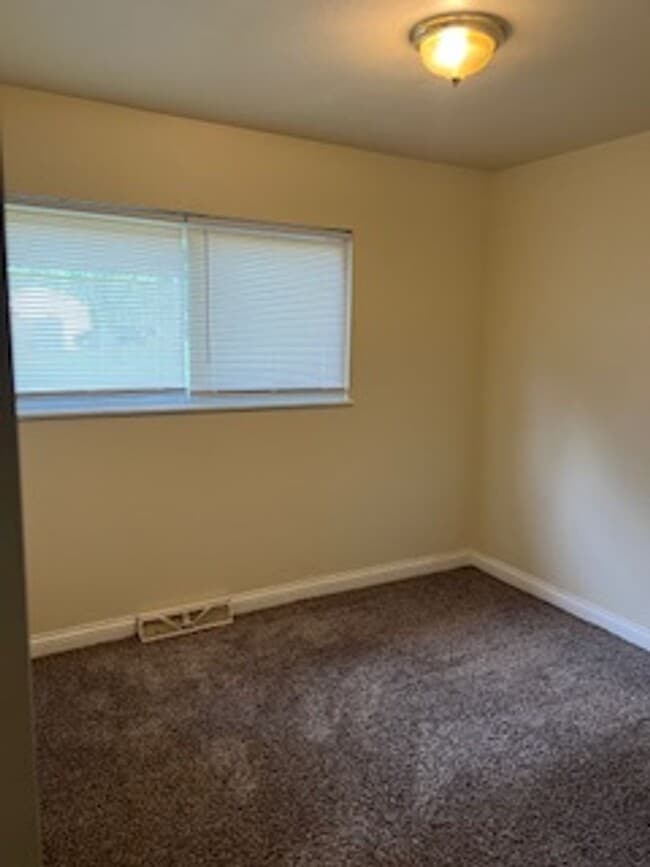Foto del edificio - 3 BR in Chesterfield