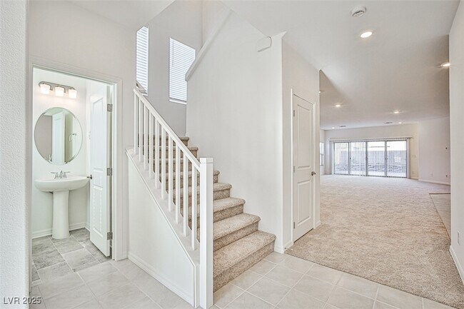 Foto del edificio - 7412 Legacy Pt St