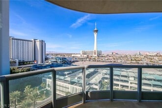 Building Photo - 322 Karen Ave