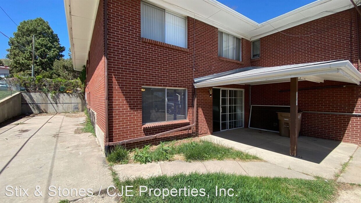 Foto principal - 1140 S Arbutus St