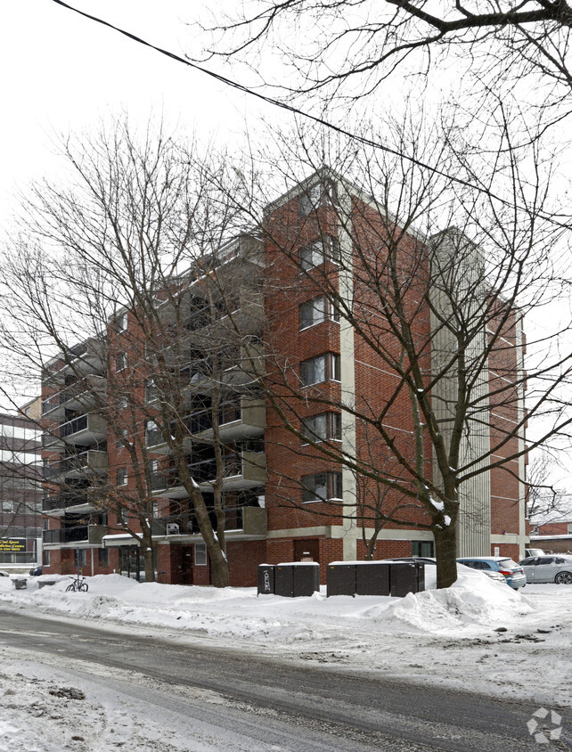 Building Photo - Maclaren O'Connor Place