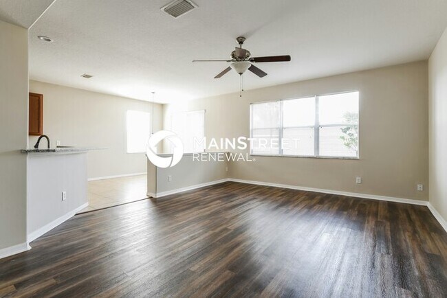 Building Photo - 5 Bedroom Pet-Friendly Home in Wesley Chapel, FL with Main Street Renewal