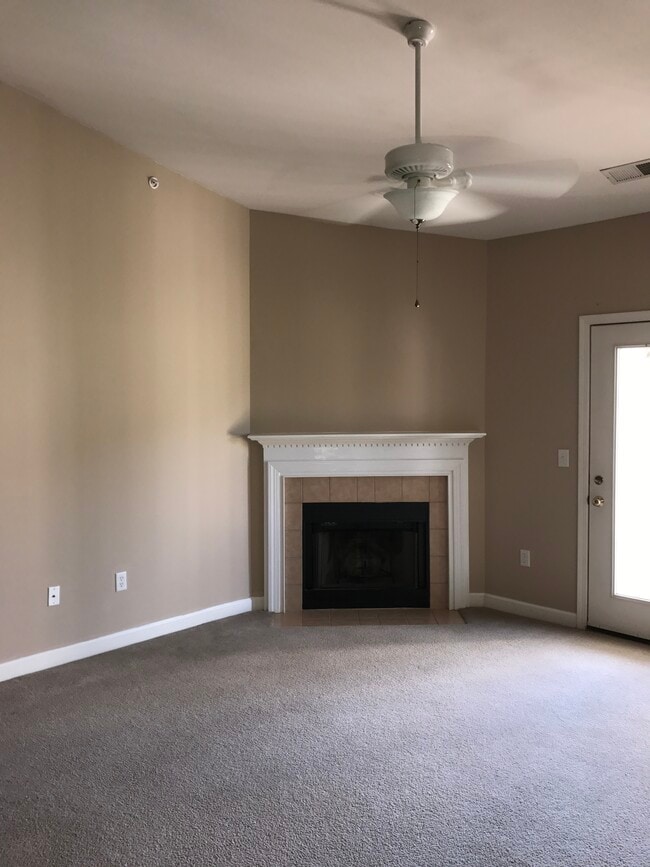 Foto del edificio - 17023 Doe Valley Ct
