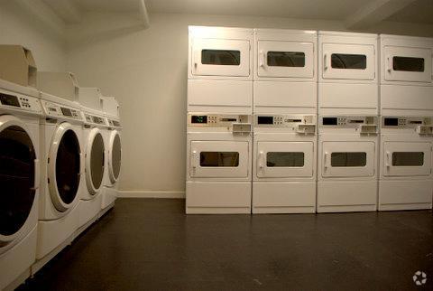 Laundry - Green Oak Stockade View Apartments