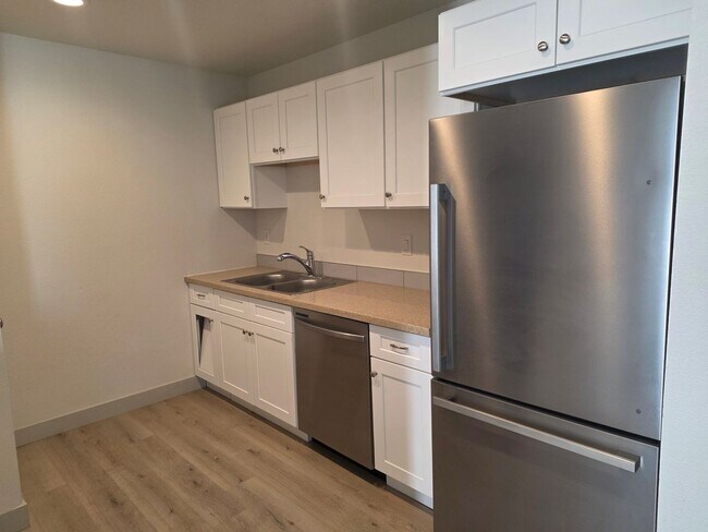 Foto del edificio - 195 Hacienda Loop