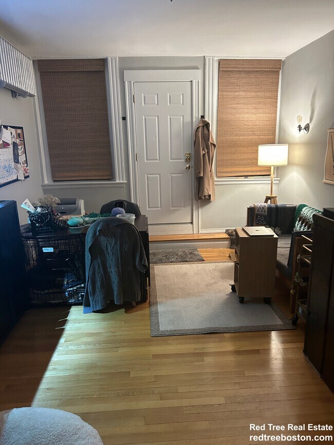 Foto del edificio - 583 Beacon St