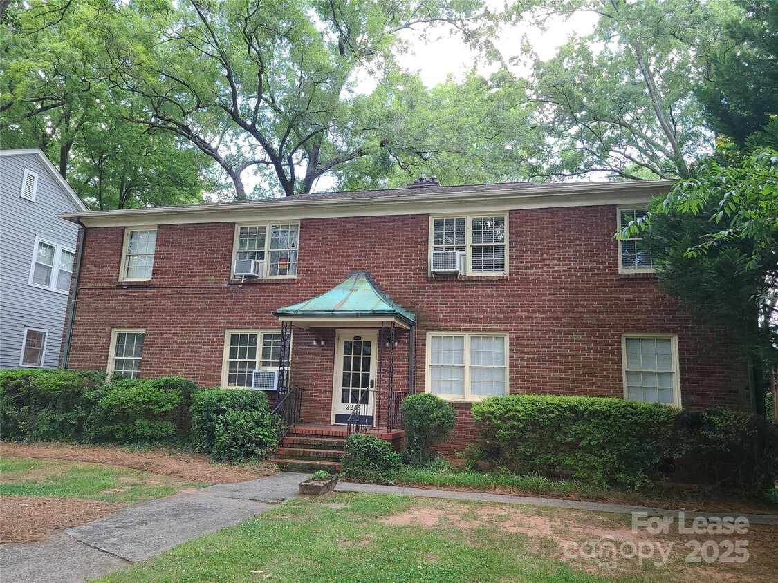Primary Photo - 2245 Crescent Ave