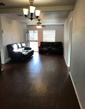 Foto del edificio - 9283 Five Palms Dr