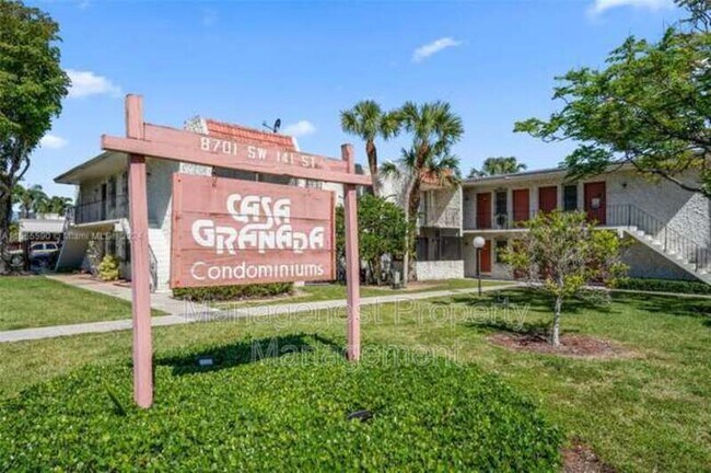 Foto del edificio - 8701 SW 141st St