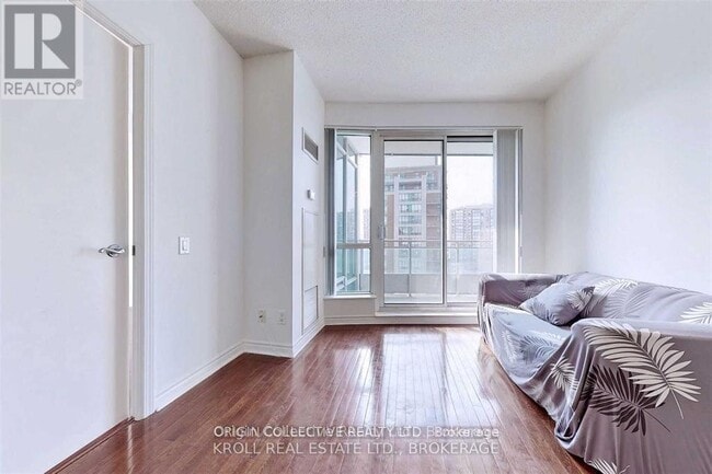 Building Photo - 60 Byng Ave