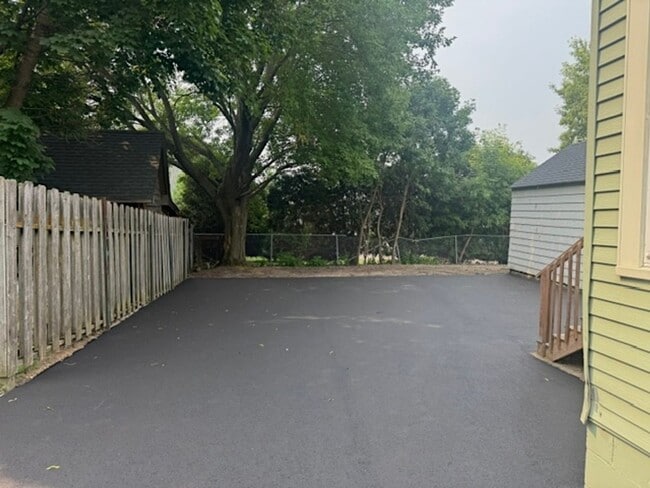 Building Photo - STUNNING 2BD/2BA  HOME IN HAMEL