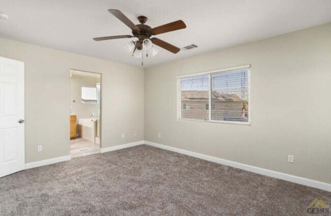 Building Photo - 5417 Ridgecrest Ct