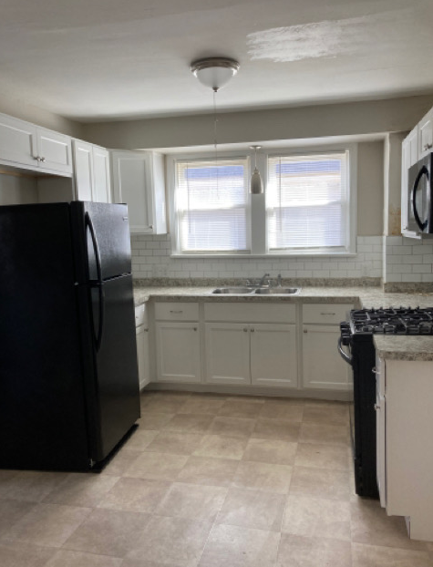 Building Photo - NOW AVAILABLE! 92 Fernhill Ave, Buffalo, N...