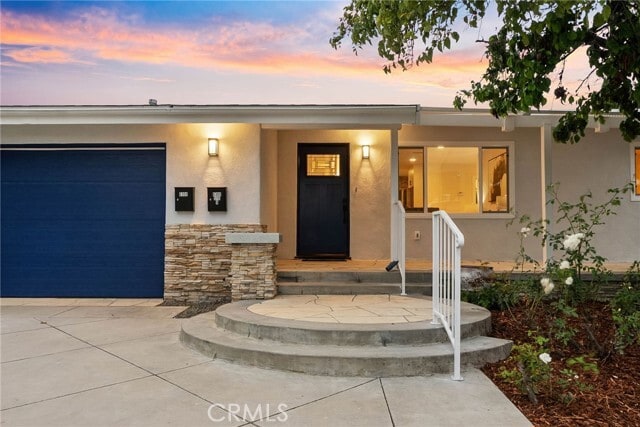 Foto del edificio - 6300 E Fairbrook St