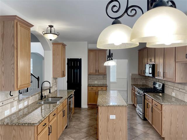 Foto del edificio - 7850 Greenvalley Ln