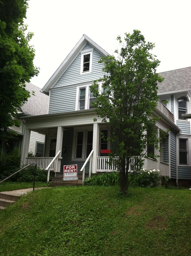 3460 N Newhall St, Milwaukee, WI 53211 Townhome Rentals in Milwaukee WI