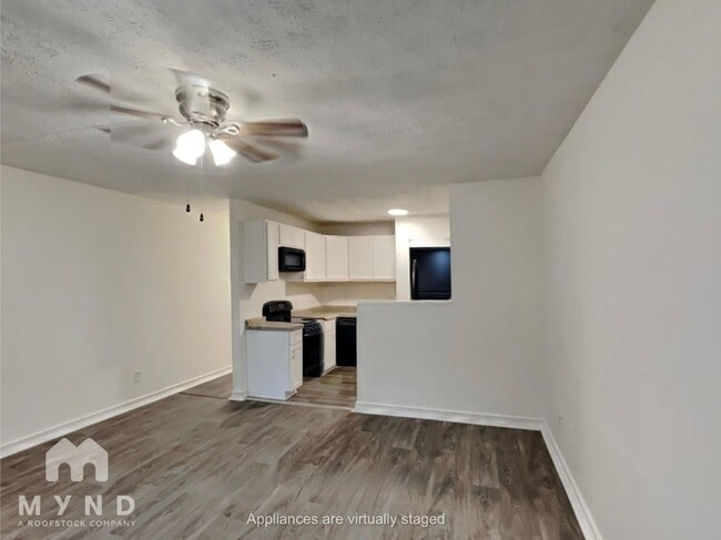 Foto del edificio - 605 Cedar Ave NW