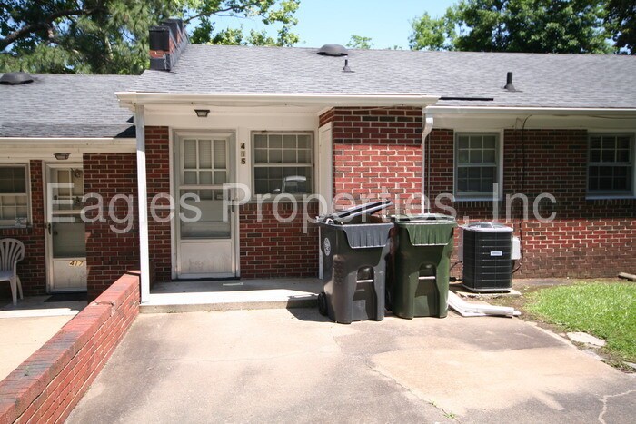 Primary Photo - 415 Beech St