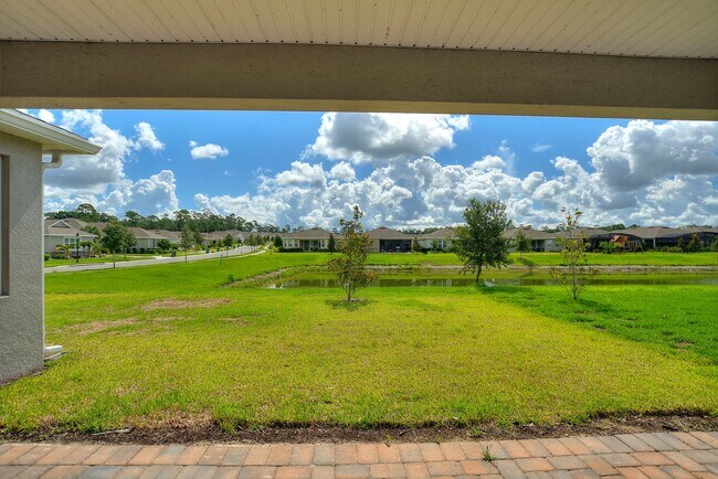 Building Photo - Elegant 3-Bedroom Home with Upgraded Islan...