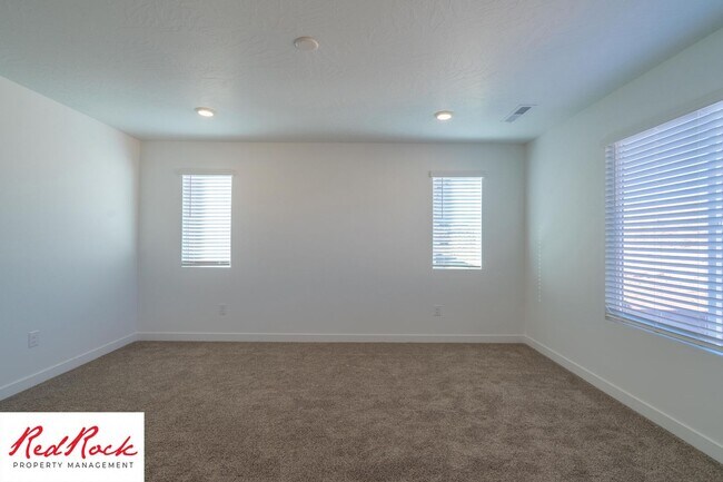 Foto del edificio - 3 Bedroom Smart Home in Long Valley with Resort-Style Amenities