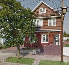 Building Photo - 10 3rd Ave