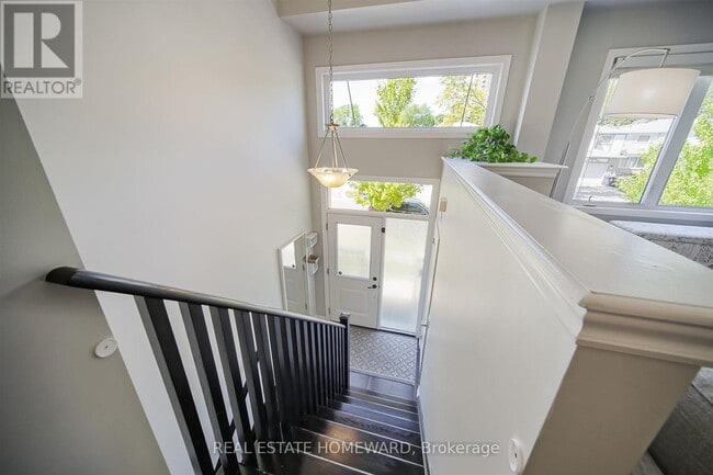 Building Photo - 55 Antibes Dr