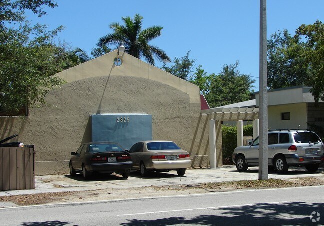 Foto del edificio - 2825 SW 3rd Ave